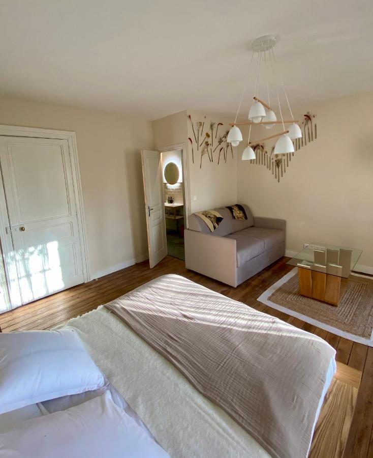 Bed and Breakfast Aux Jolies Sources Saint-Aubin-sur-Scie Exteriér fotografie